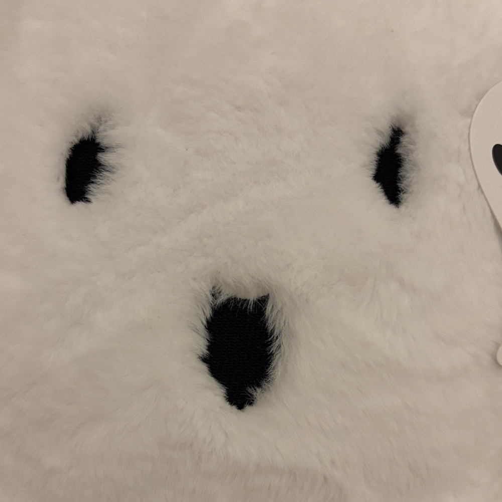 NWT COLLECTABLE I rather be at homesense White Plush Pillow with Red Bag Detail - Picture 3 of 5